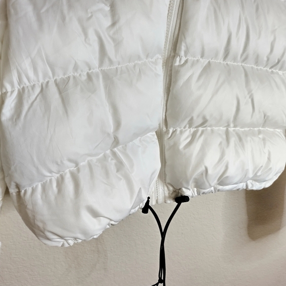 Pretty Little Things Crop Puffer Full Zip Jacket Sz 6 - Picture 3 of 6